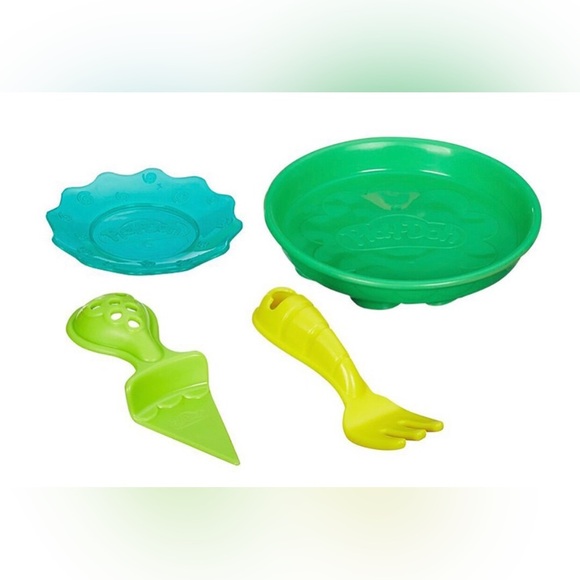 Play-doh Kitchen Creations Pizza Party Food Set with 5 Cans of‎ Play-Doh new - Picture 3 of 5